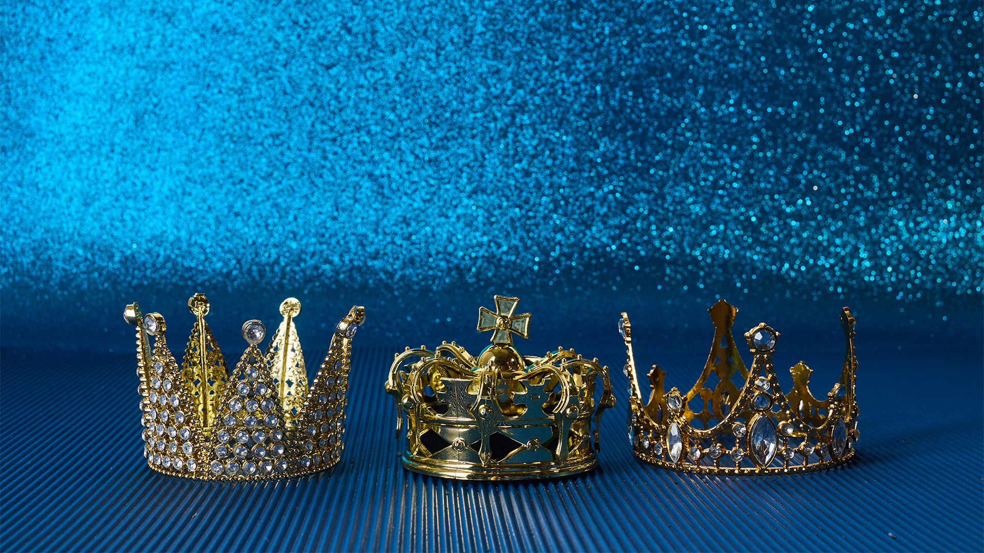 A Royal Mess!
